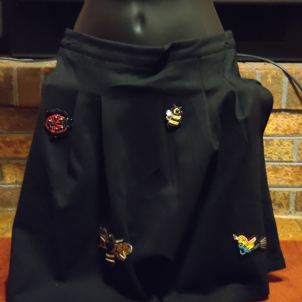 Romeo and Juliet Couture black skirt NWT